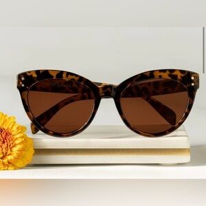 Saint Owen‎ x Curateur WYLDE Tortoise Shell Sunglasses.